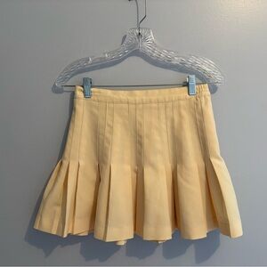 Vintage Lizsport Women Size 2 Butter Yellow Pleated Tennis Skirt Mini 26" Waist